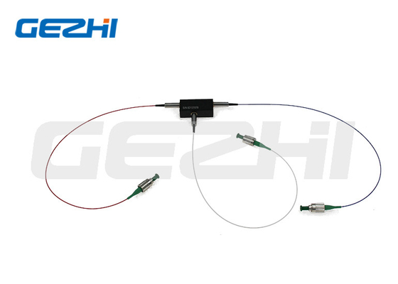 comprare polarizzazione dei porti 532nm/633nm 3 che mantiene TGG circolatore ottico basato per l'amplificatore della fibra online manufacture