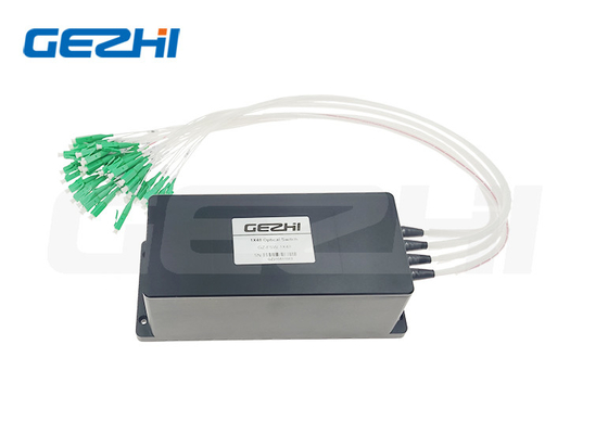 comprare Commutatori ottici della multi fibra di Manica 1x48 con il connettore di LC UPC online manufacture